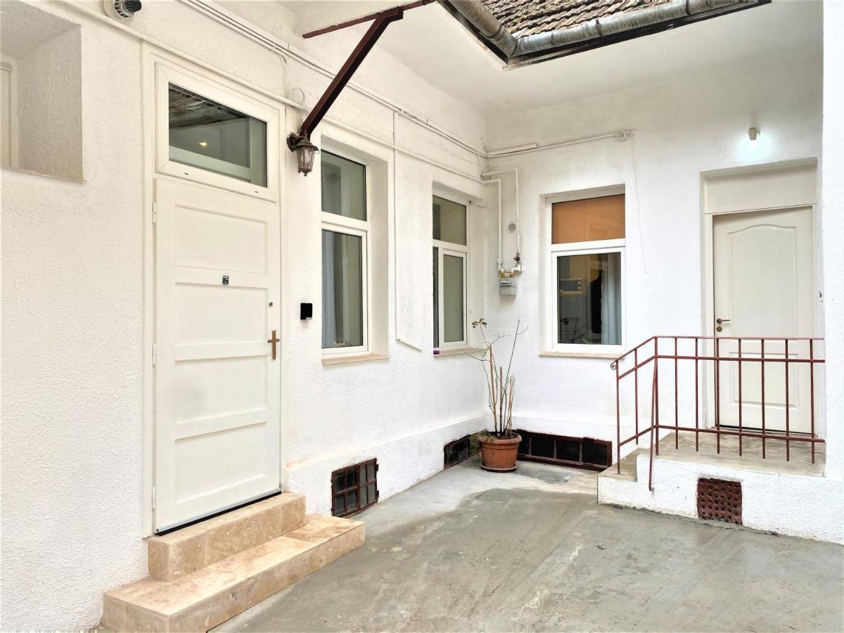 The Old Town Nest Apartment Brasov Exterior photo